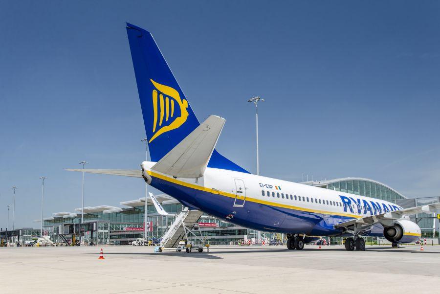 Ryanair ląduje na lotnisku Chopina 