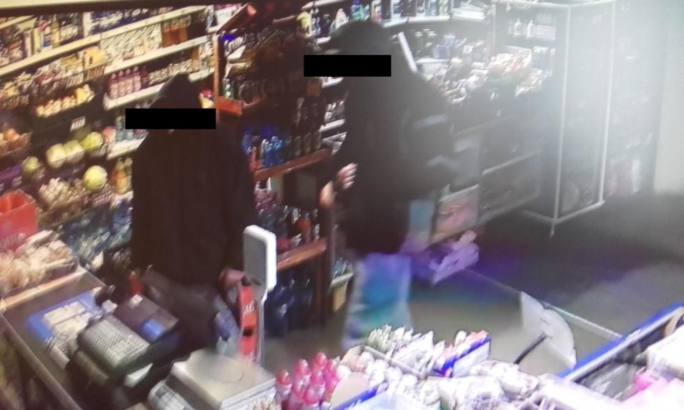 Areszt dla podejrzanych o napad na ekspedientkę w sklepie