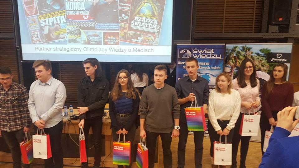 Uczniowie „Elektronika” w finaach Olimpiady Wiedzy o Mediach w Warszawie