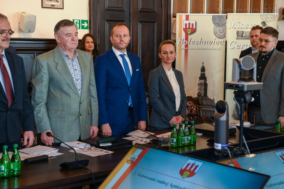 Odbyła się sesja Rady Miasta Bolesławiec. Radni obradowali w nowym składzie 